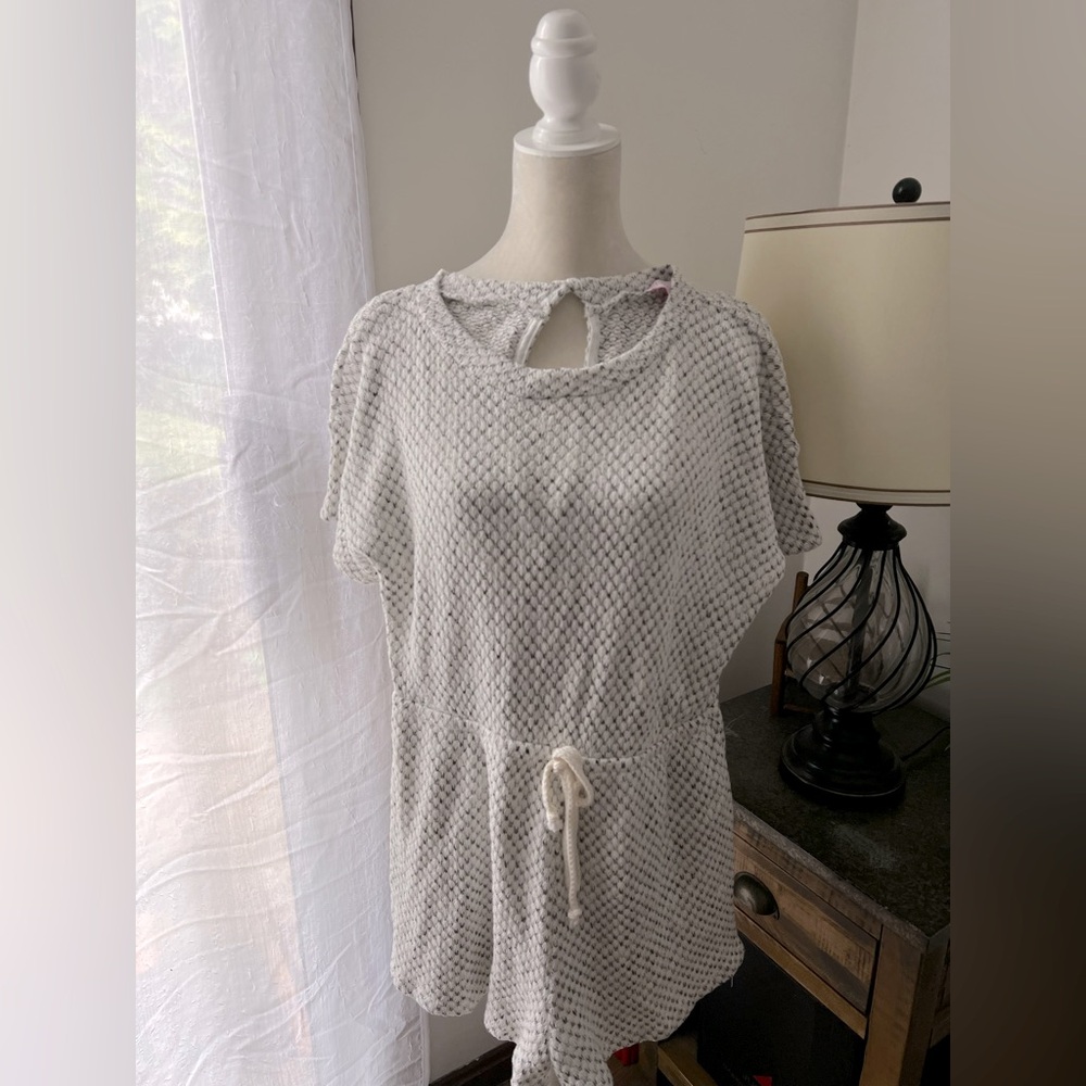 NWOT PINK Lily gray & white romper